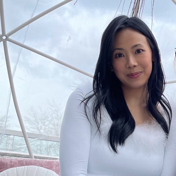 Meet your Posher, Elysha - Picture 1 of 1